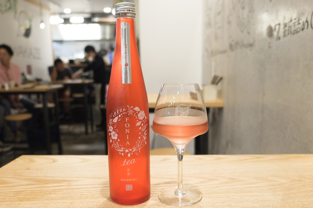 ボタニカルな日本酒…？三軒茶屋の「Whim SAKE & TAPAS」で新感覚の日本酒と出会う